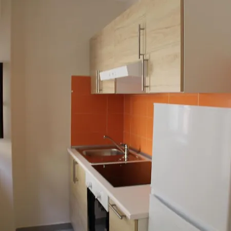 Alojamento de Acomodação e Pequeno-almoço Margiò House 4*